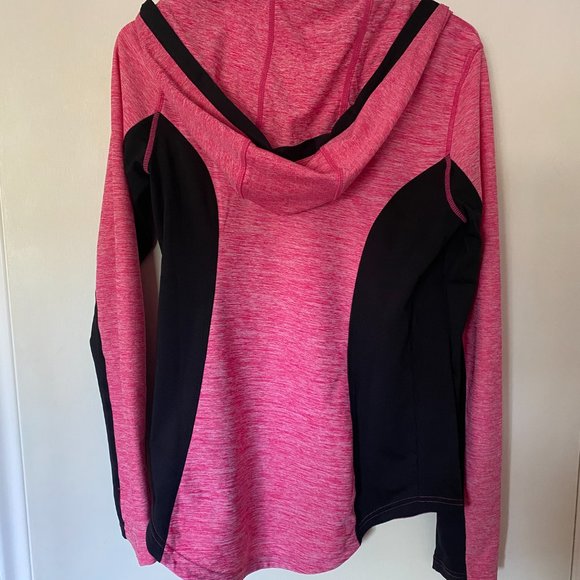 Reebok hoodie, size small - Picture 2 of 4